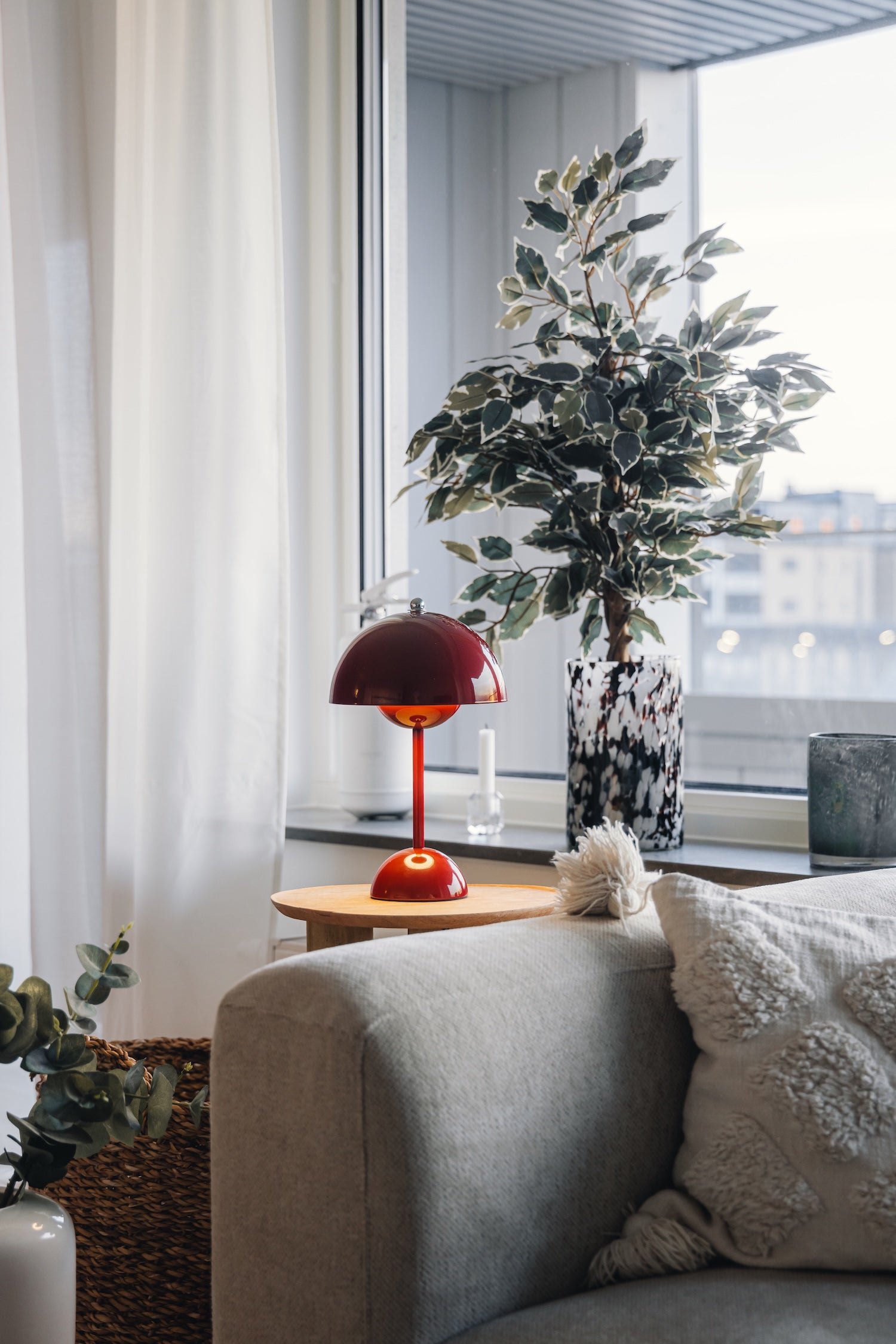 Bordslampa - Svamplampa Flowerbud - Batteridriven 5000 mAH