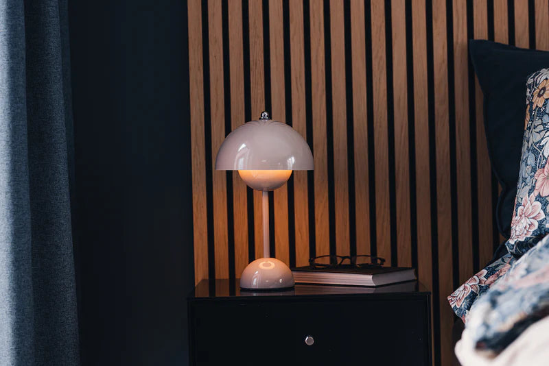 Bordslampa - Svamplampa Flowerbud - Batteridriven 5000 mAH