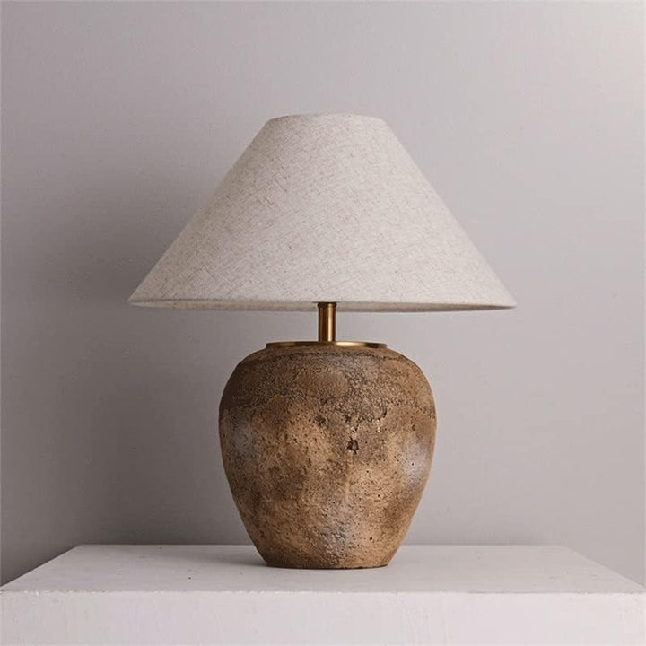 Bordslampa Elderly - Rustik Keramik med Linne Lampskärm