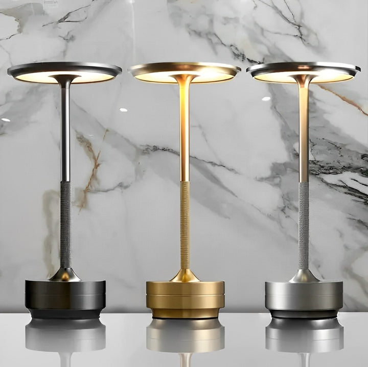 Bordslampa Iron - Portabel - Batteridriven 4000 mAH