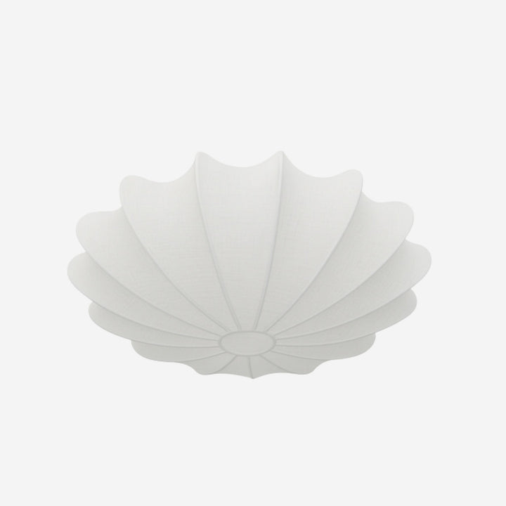 Plafond Nimbus i vit monterad nära tak i skandinavisk stil