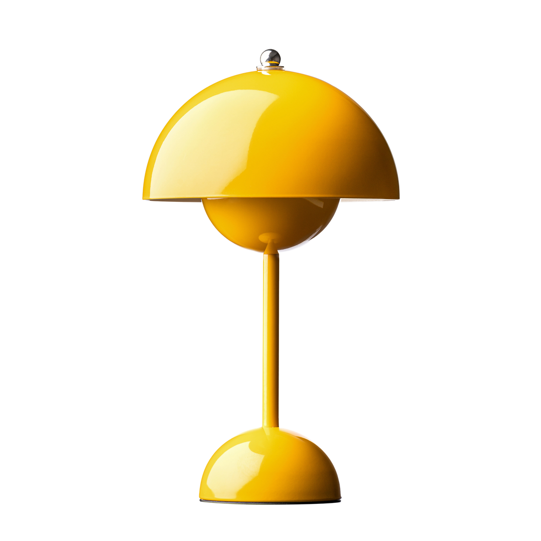 Bordslampa Flowerbud i gul med rund skärm och tidlös design - trendig accessoar i heminredning 
