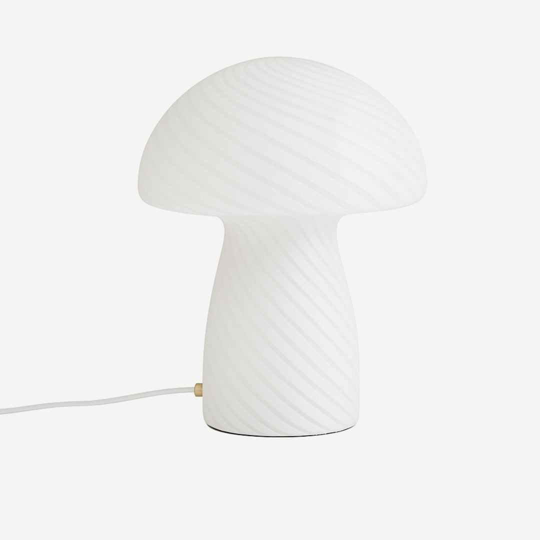 Bordslampa Fungo med mjuka former och skandinavisk design