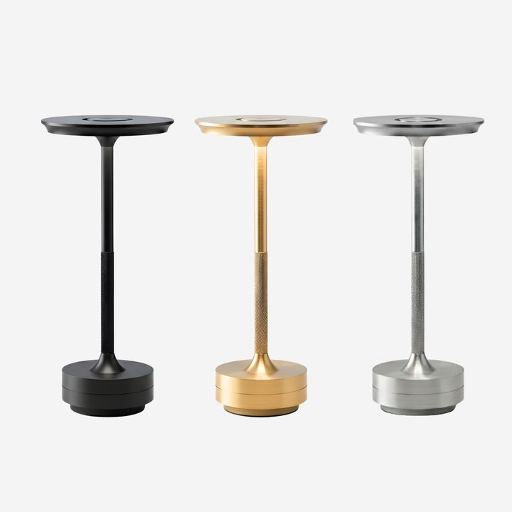 Bordslampa Iron i tre färger - slimmad design och integrerad LED-belysning, stilren och modern bordslampa för inomhusbruk.