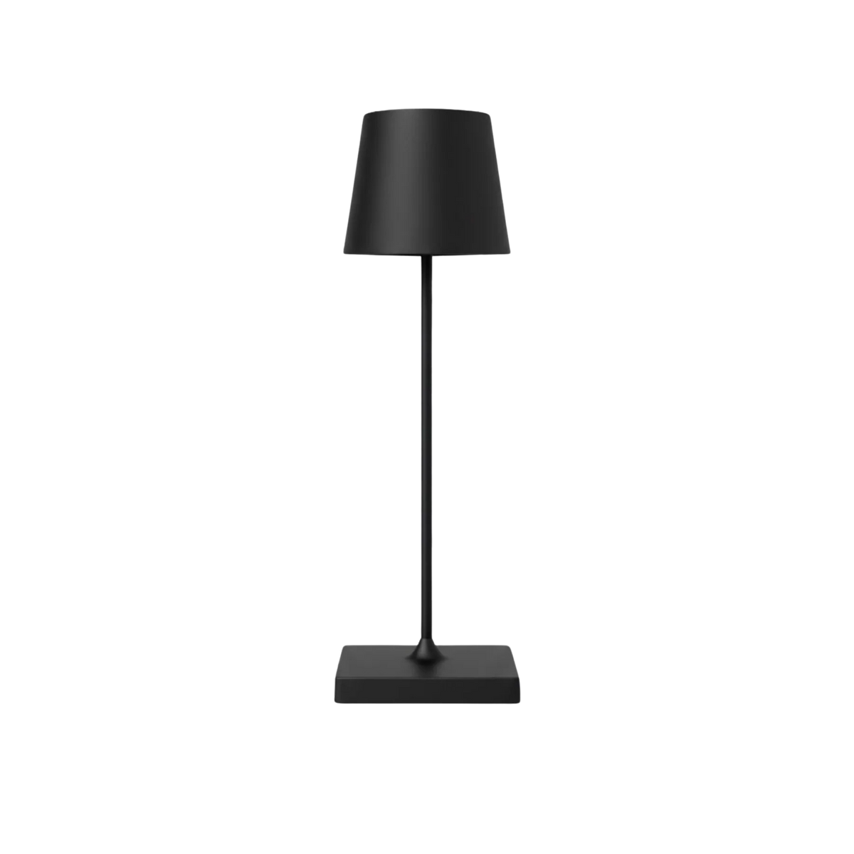 Bordslampa Oslo i svart metall med minimalistisk skandinavisk design och cylindrisk lampskärm