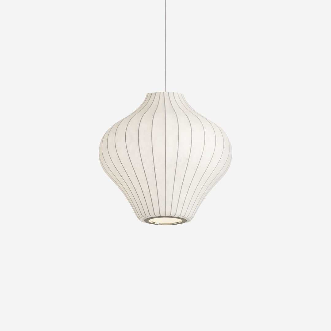 Taklampa Baluster i vit skandinavisk design med mjukt rundad form och vertikala linjer – stilren pendellampa för vardagsrum och matplats.