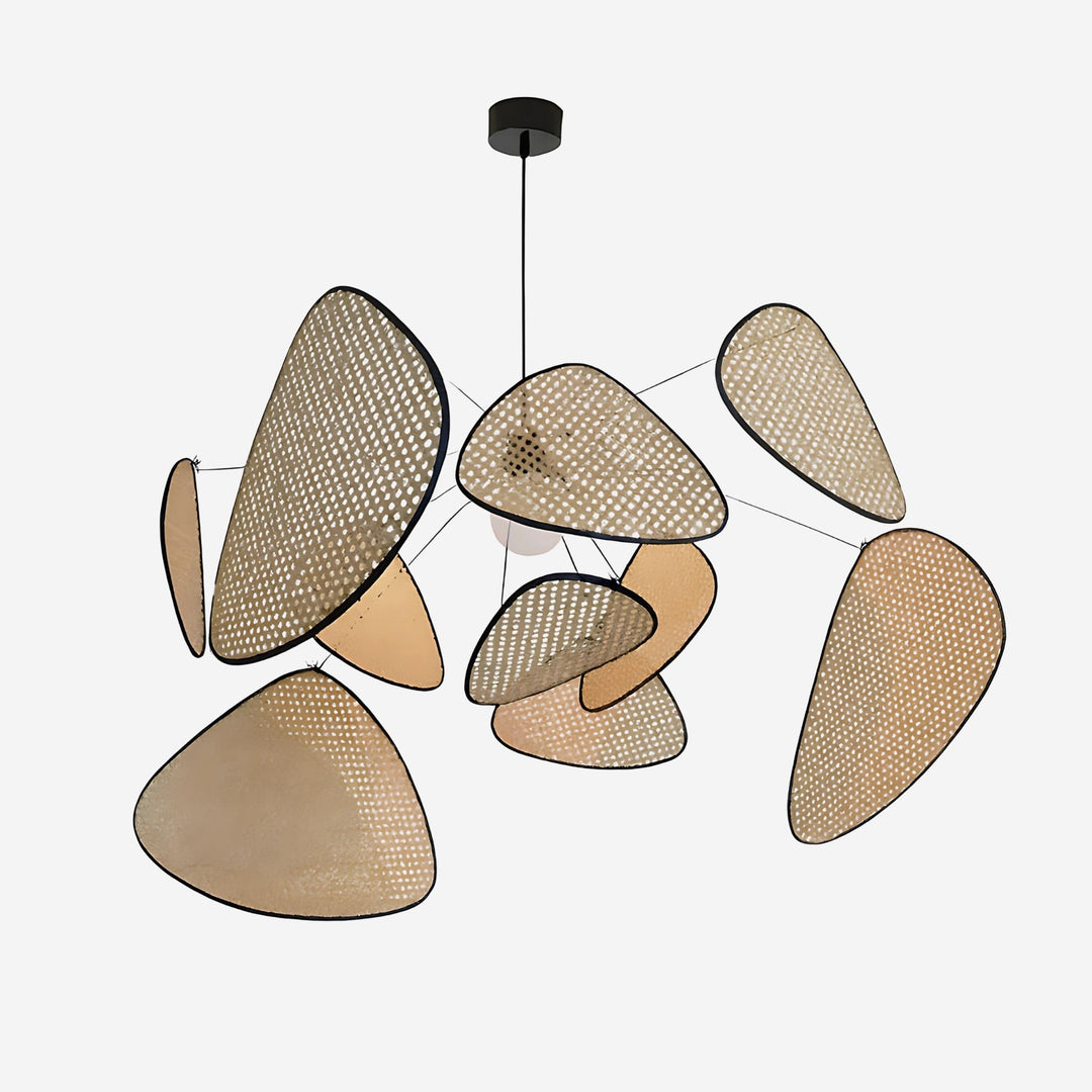 Taklampa Cannage i naturfärgad rotting med flätad cannage-design