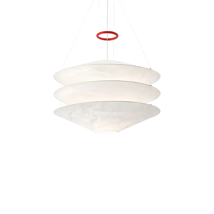 Taklampa Stratus i vit modern design med tre lager och mjuk form, stilren designlampa på neutral bakgrund.